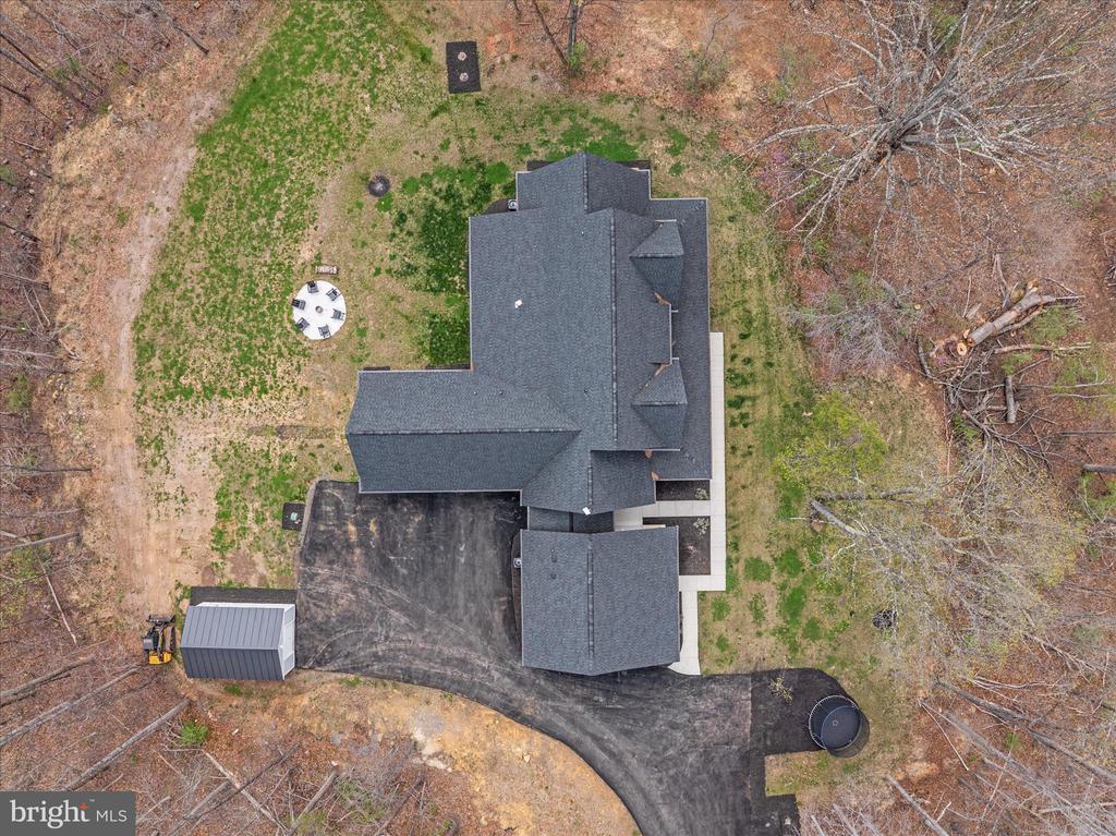 8189 SUMMERFIELD HILLS DR, WARRENTON, Virginia 20186, 5 Bedrooms Bedrooms, ,4 BathroomsBathrooms,Residential,8189 SUMMERFIELD HILLS DR,VAFQ2021482 MLS # VAFQ2021482