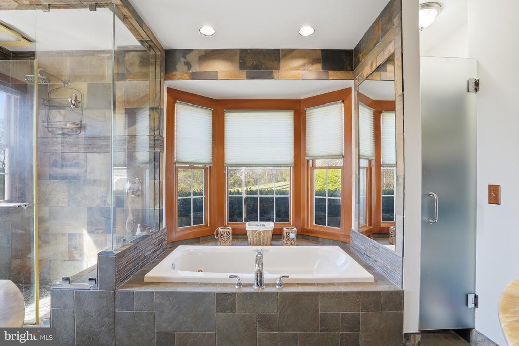 9571 FOXVILLE RD, WARRENTON, Virginia 20186, 5 Bedrooms Bedrooms, ,4 BathroomsBathrooms,Residential,9571 FOXVILLE RD,VAFQ2021510 MLS # VAFQ2021510