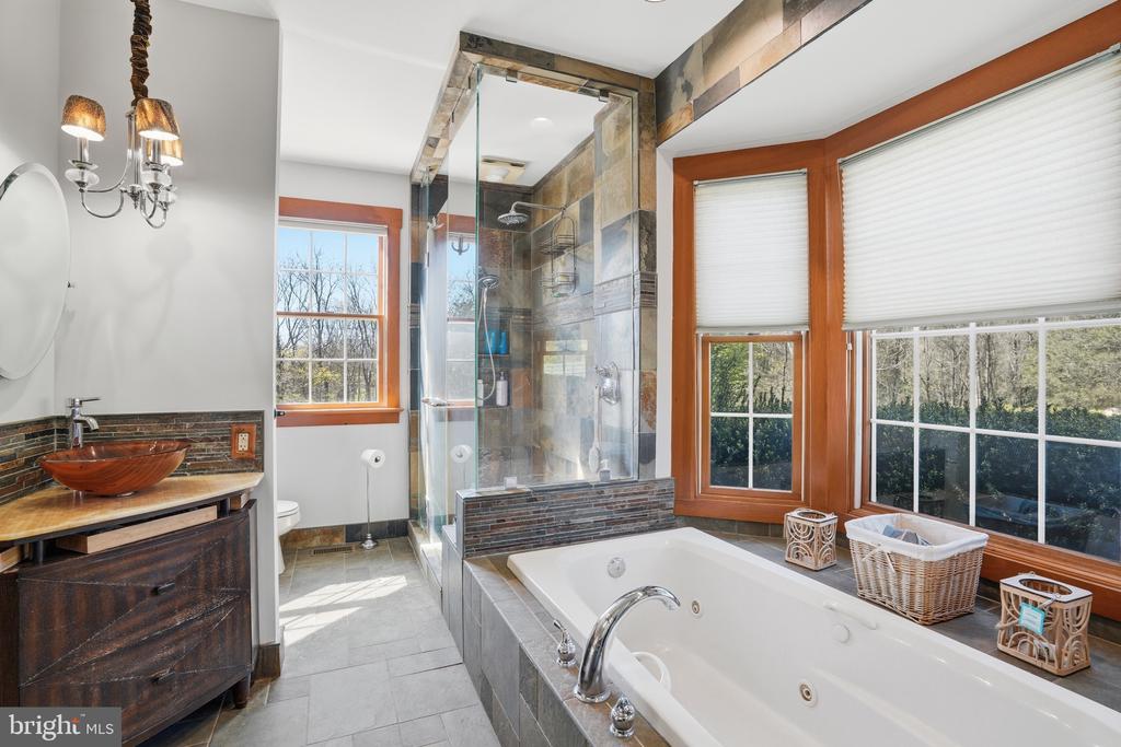 9571 FOXVILLE RD, WARRENTON, Virginia 20186, 5 Bedrooms Bedrooms, ,4 BathroomsBathrooms,Residential,9571 FOXVILLE RD,VAFQ2021510 MLS # VAFQ2021510