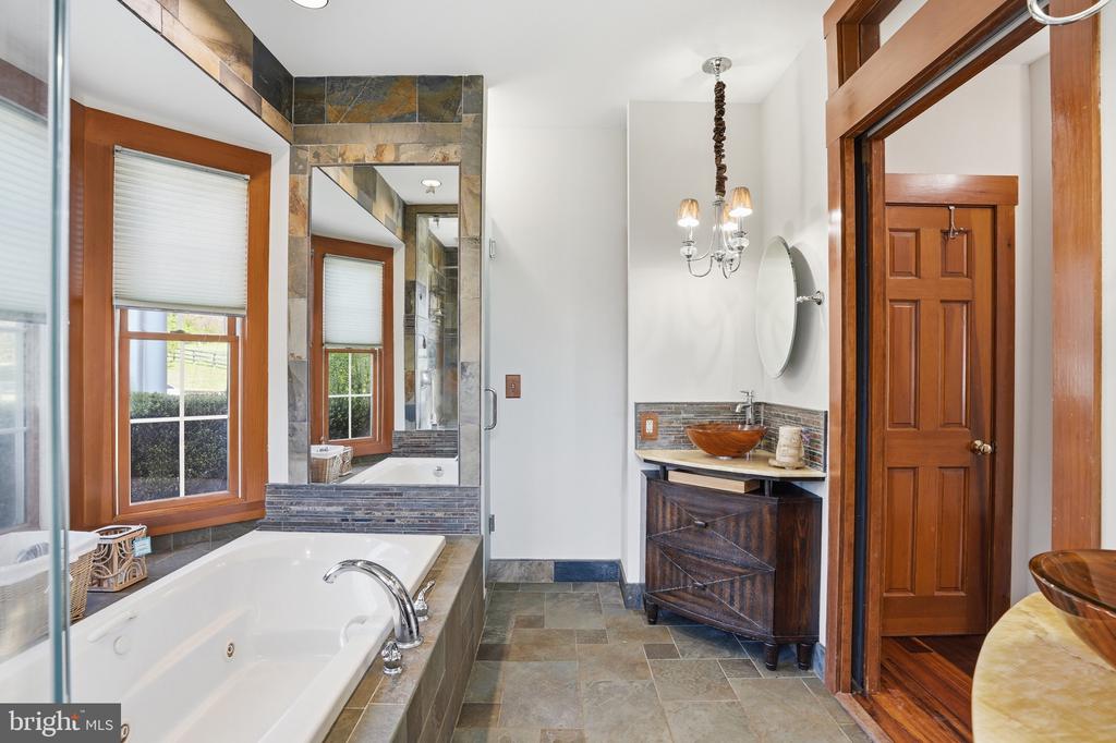 9571 FOXVILLE RD, WARRENTON, Virginia 20186, 5 Bedrooms Bedrooms, ,4 BathroomsBathrooms,Residential,9571 FOXVILLE RD,VAFQ2021510 MLS # VAFQ2021510