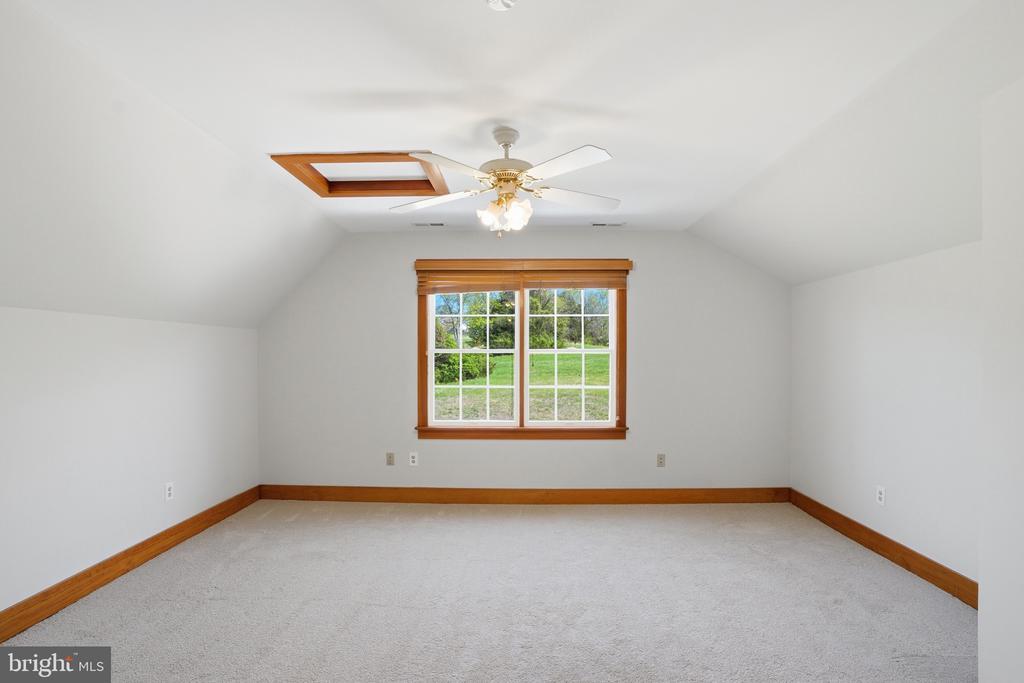 9571 FOXVILLE RD, WARRENTON, Virginia 20186, 5 Bedrooms Bedrooms, ,4 BathroomsBathrooms,Residential,9571 FOXVILLE RD,VAFQ2021510 MLS # VAFQ2021510