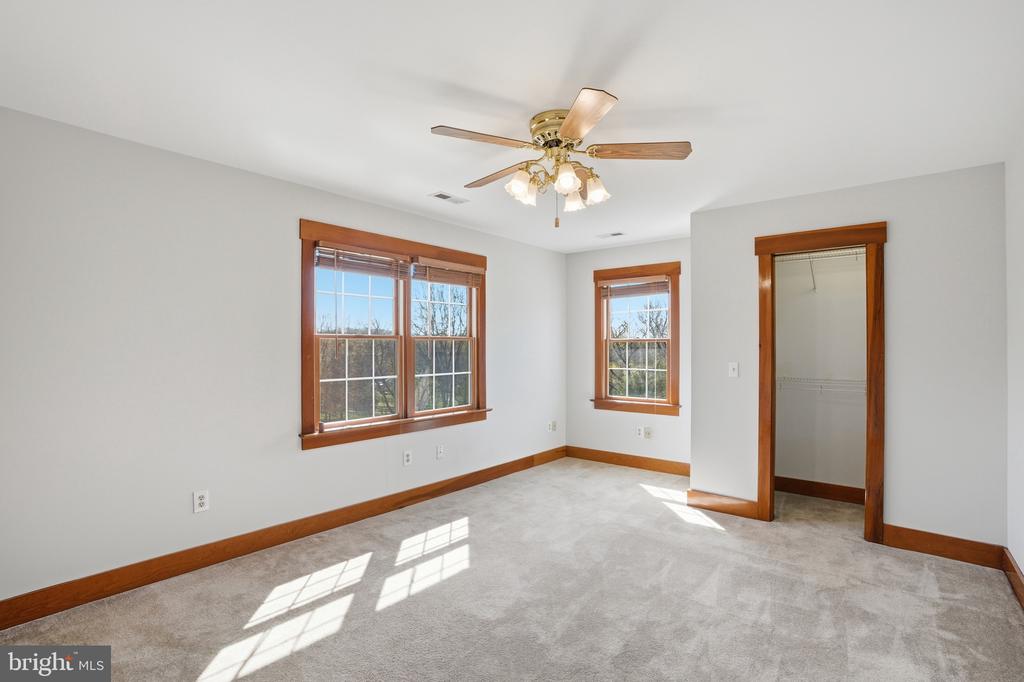 9571 FOXVILLE RD, WARRENTON, Virginia 20186, 5 Bedrooms Bedrooms, ,4 BathroomsBathrooms,Residential,9571 FOXVILLE RD,VAFQ2021510 MLS # VAFQ2021510