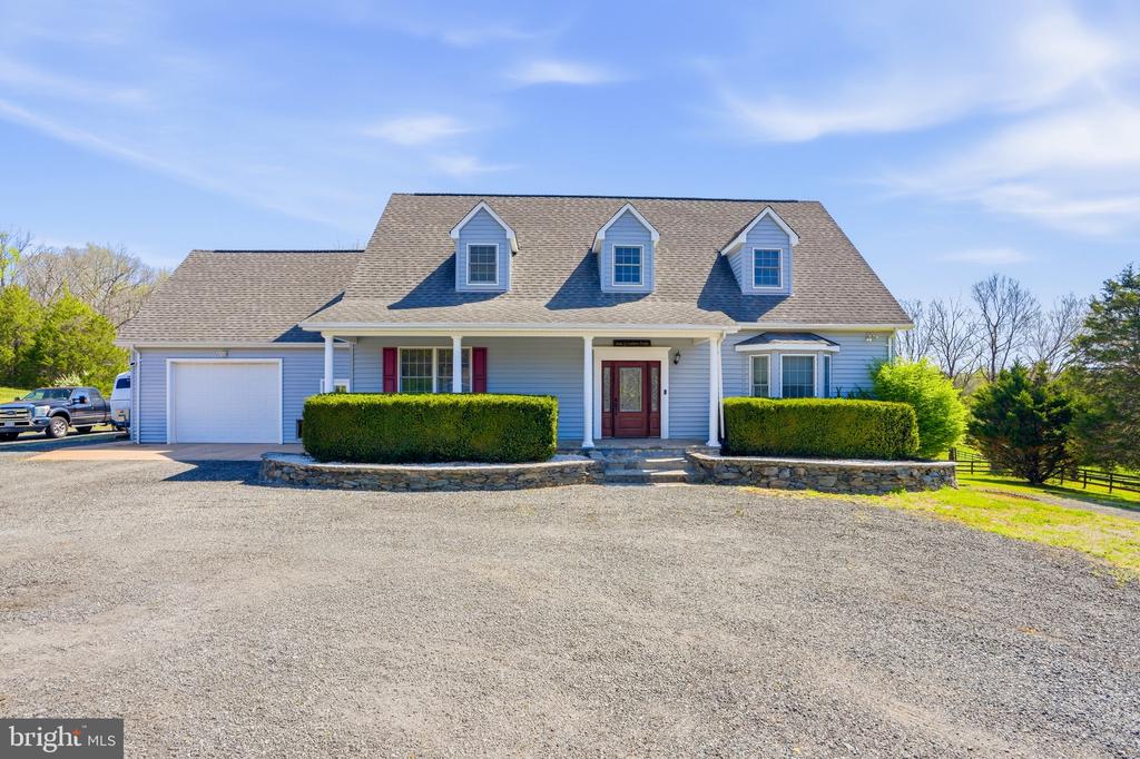 9571 FOXVILLE RD, WARRENTON, Virginia 20186, 5 Bedrooms Bedrooms, ,4 BathroomsBathrooms,Residential,9571 FOXVILLE RD,VAFQ2021510 MLS # VAFQ2021510