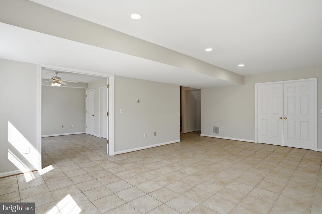 9571 FOXVILLE RD, WARRENTON, Virginia 20186, 5 Bedrooms Bedrooms, ,4 BathroomsBathrooms,Residential,9571 FOXVILLE RD,VAFQ2021510 MLS # VAFQ2021510