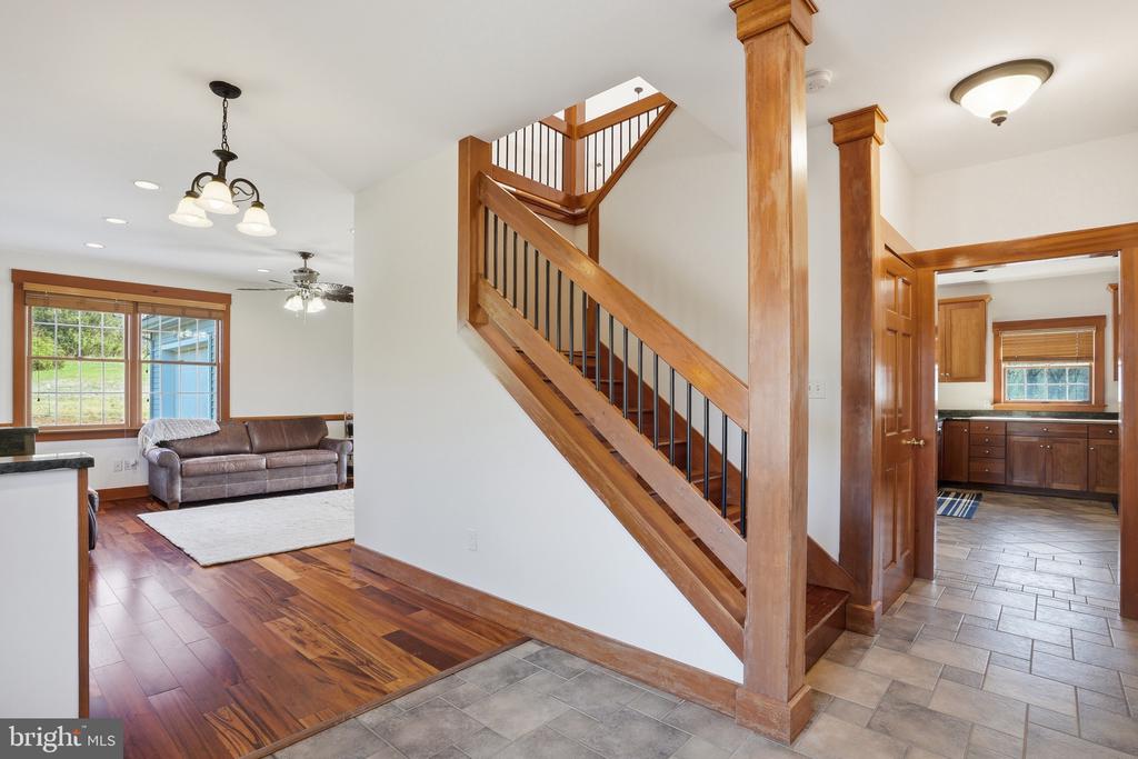 9571 FOXVILLE RD, WARRENTON, Virginia 20186, 5 Bedrooms Bedrooms, ,4 BathroomsBathrooms,Residential,9571 FOXVILLE RD,VAFQ2021510 MLS # VAFQ2021510