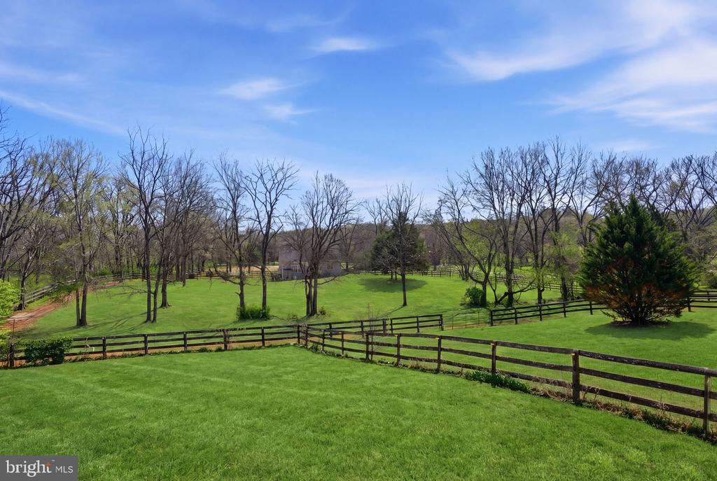 9571 FOXVILLE RD, WARRENTON, Virginia 20186, 5 Bedrooms Bedrooms, ,4 BathroomsBathrooms,Residential,9571 FOXVILLE RD,VAFQ2021510 MLS # VAFQ2021510