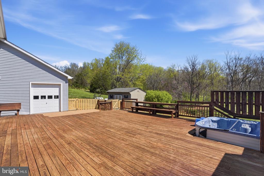 9571 FOXVILLE RD, WARRENTON, Virginia 20186, 5 Bedrooms Bedrooms, ,4 BathroomsBathrooms,Residential,9571 FOXVILLE RD,VAFQ2021510 MLS # VAFQ2021510