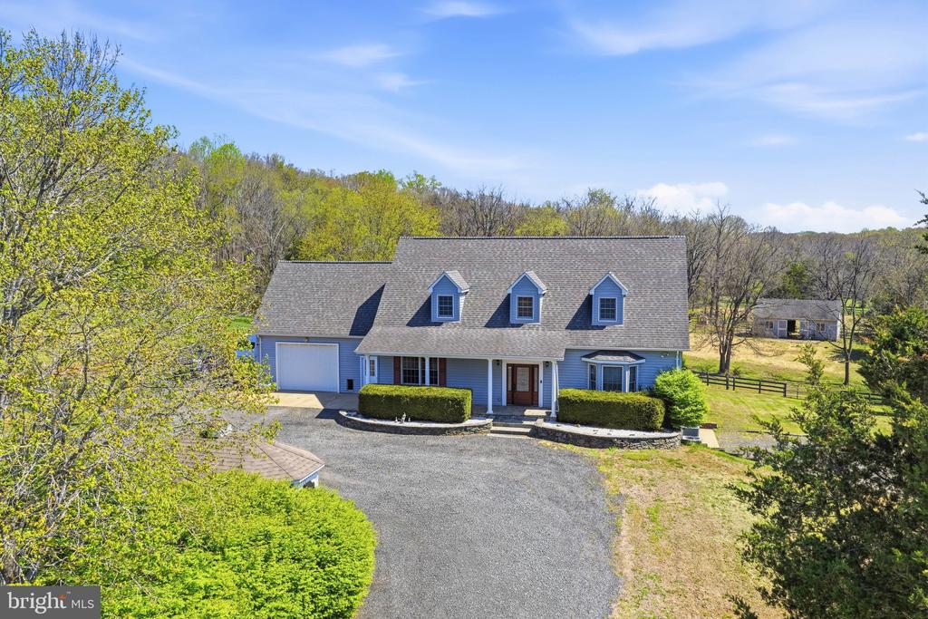 9571 FOXVILLE RD, WARRENTON, Virginia 20186, 5 Bedrooms Bedrooms, ,4 BathroomsBathrooms,Residential,9571 FOXVILLE RD,VAFQ2021510 MLS # VAFQ2021510