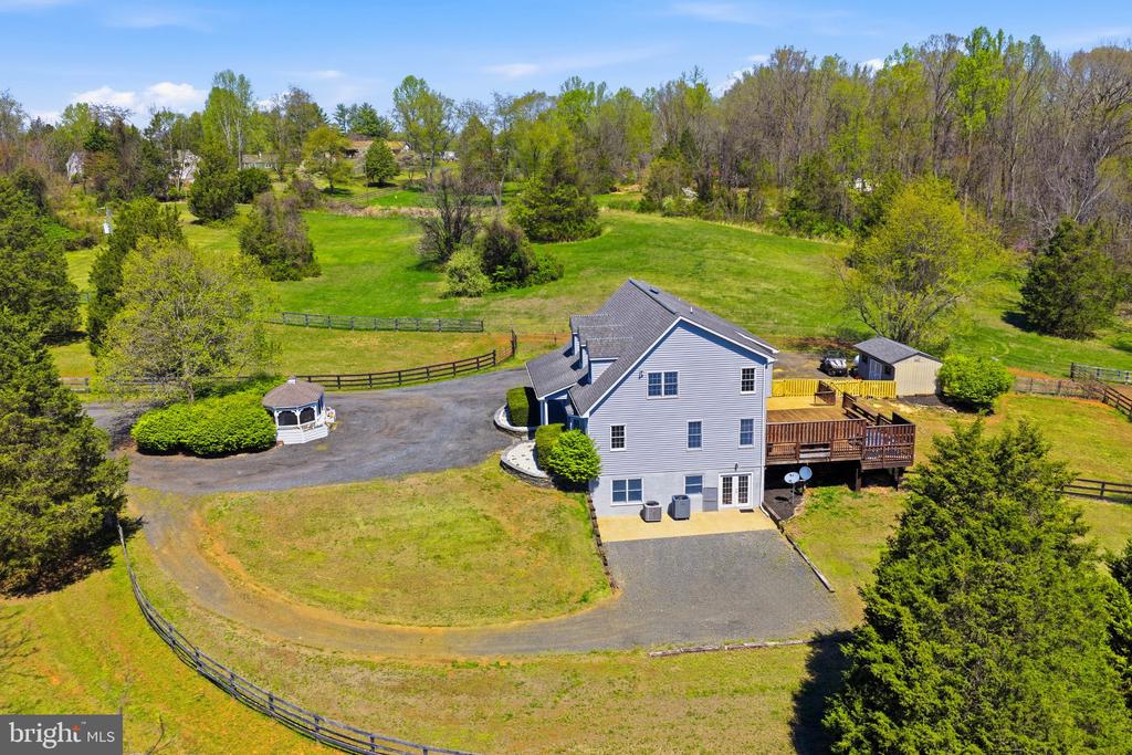 9571 FOXVILLE RD, WARRENTON, Virginia 20186, 5 Bedrooms Bedrooms, ,4 BathroomsBathrooms,Residential,9571 FOXVILLE RD,VAFQ2021510 MLS # VAFQ2021510