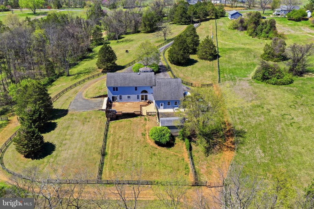 9571 FOXVILLE RD, WARRENTON, Virginia 20186, 5 Bedrooms Bedrooms, ,4 BathroomsBathrooms,Residential,9571 FOXVILLE RD,VAFQ2021510 MLS # VAFQ2021510