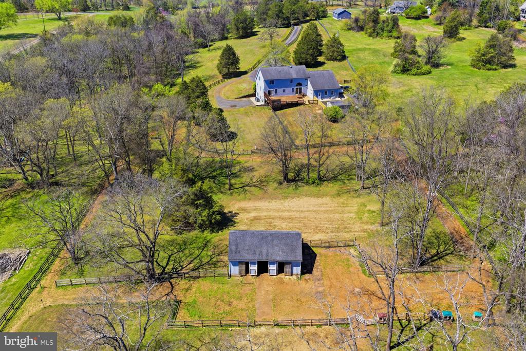 9571 FOXVILLE RD, WARRENTON, Virginia 20186, 5 Bedrooms Bedrooms, ,4 BathroomsBathrooms,Residential,9571 FOXVILLE RD,VAFQ2021510 MLS # VAFQ2021510