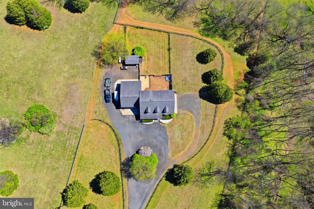 9571 FOXVILLE RD, WARRENTON, Virginia 20186, 5 Bedrooms Bedrooms, ,4 BathroomsBathrooms,Residential,9571 FOXVILLE RD,VAFQ2021510 MLS # VAFQ2021510