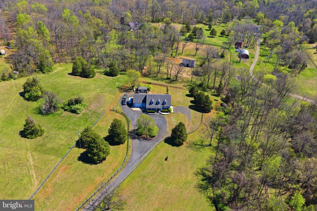 9571 FOXVILLE RD, WARRENTON, Virginia 20186, 5 Bedrooms Bedrooms, ,4 BathroomsBathrooms,Residential,9571 FOXVILLE RD,VAFQ2021510 MLS # VAFQ2021510