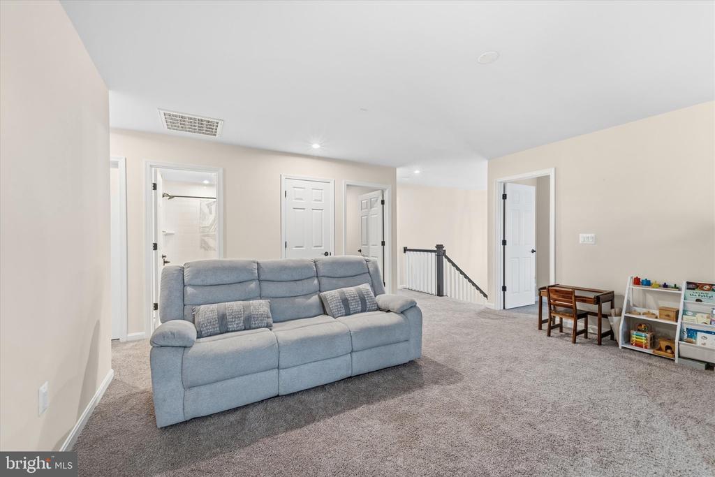 5024 GRAY FOX, BEALETON, Virginia, 5 Bedrooms Bedrooms, ,3 BathroomsBathrooms,Residential,5024 GRAY FOX,VAFQ2021460 MLS # VAFQ2021460