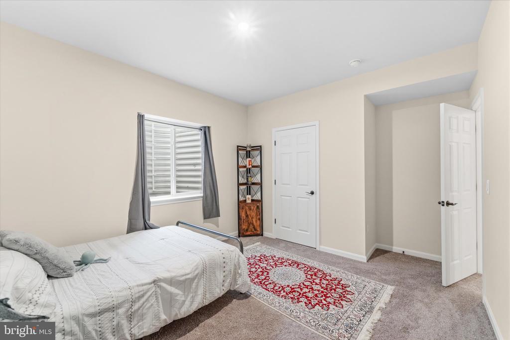 5024 GRAY FOX, BEALETON, Virginia, 5 Bedrooms Bedrooms, ,3 BathroomsBathrooms,Residential,5024 GRAY FOX,VAFQ2021460 MLS # VAFQ2021460