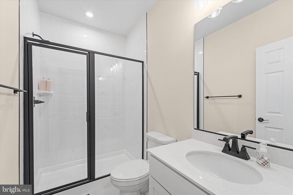 5024 GRAY FOX, BEALETON, Virginia, 5 Bedrooms Bedrooms, ,3 BathroomsBathrooms,Residential,5024 GRAY FOX,VAFQ2021460 MLS # VAFQ2021460