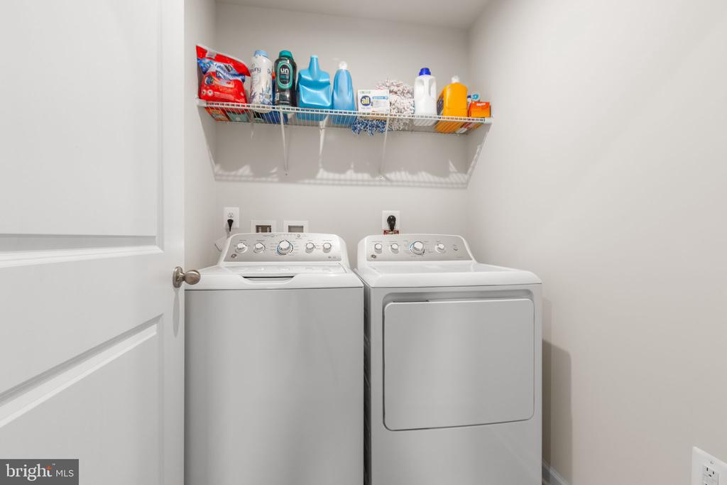 6309 GALLOP DR, FREDERICKSBURG, Virginia 22407, 6 Bedrooms Bedrooms, ,3 BathroomsBathrooms,Residential,6309 GALLOP DR,VASP2040368 MLS # VASP2040368