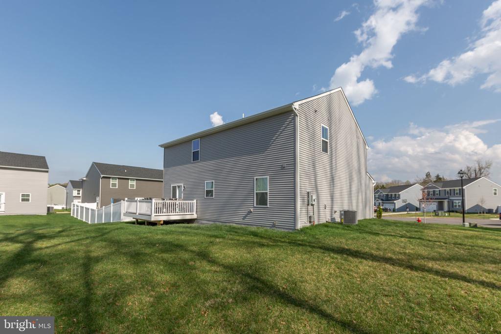 6309 GALLOP DR, FREDERICKSBURG, Virginia 22407, 6 Bedrooms Bedrooms, ,3 BathroomsBathrooms,Residential,6309 GALLOP DR,VASP2040368 MLS # VASP2040368