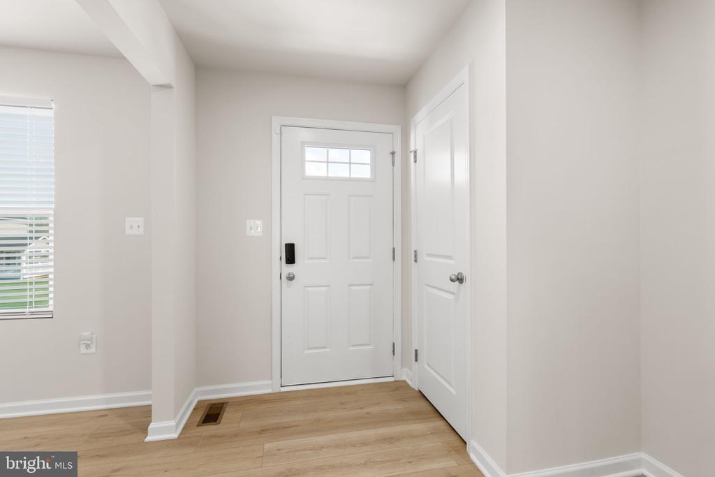 6309 GALLOP DR, FREDERICKSBURG, Virginia 22407, 6 Bedrooms Bedrooms, ,3 BathroomsBathrooms,Residential,6309 GALLOP DR,VASP2040368 MLS # VASP2040368