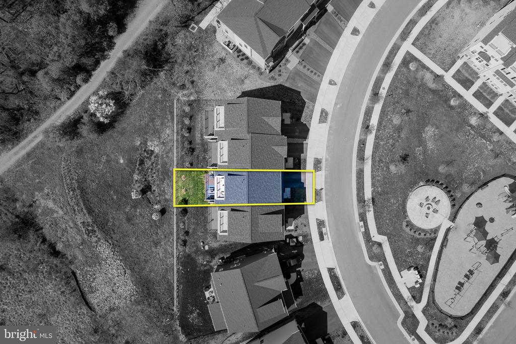 5045 MARY JACKSON CT, CHARLOTTESVILLE, Virginia 22903, 3 Bedrooms Bedrooms, ,2 BathroomsBathrooms,Residential,The Holly I - Interior Unit,5045 MARY JACKSON CT,VAAB2001204 MLS # VAAB2001204