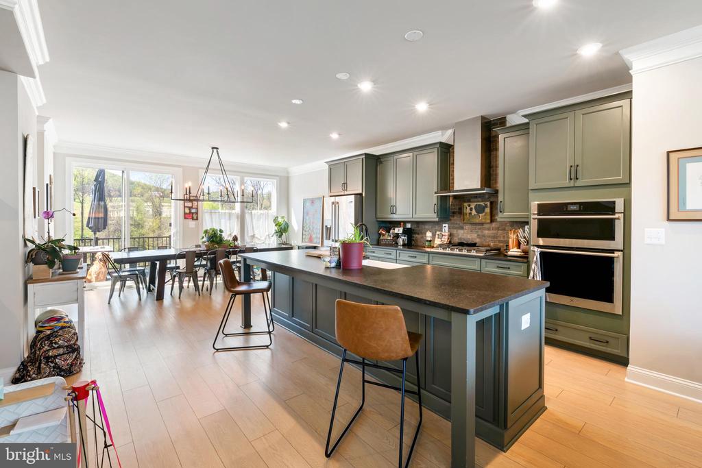 5045 MARY JACKSON CT, CHARLOTTESVILLE, Virginia 22903, 3 Bedrooms Bedrooms, ,2 BathroomsBathrooms,Residential,The Holly I - Interior Unit,5045 MARY JACKSON CT,VAAB2001204 MLS # VAAB2001204