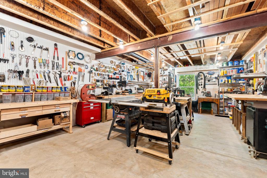 9820 NELSONS CROSSING CT, FREDERICKSBURG, Virginia 22407, ,Residential,9820 NELSONS CROSSING CT,VASP2040934 MLS # VASP2040934