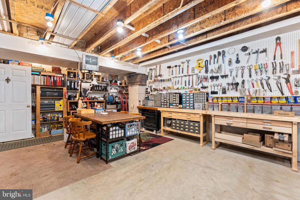 9820 NELSONS CROSSING CT, FREDERICKSBURG, Virginia 22407, ,Residential,9820 NELSONS CROSSING CT,VASP2040934 MLS # VASP2040934