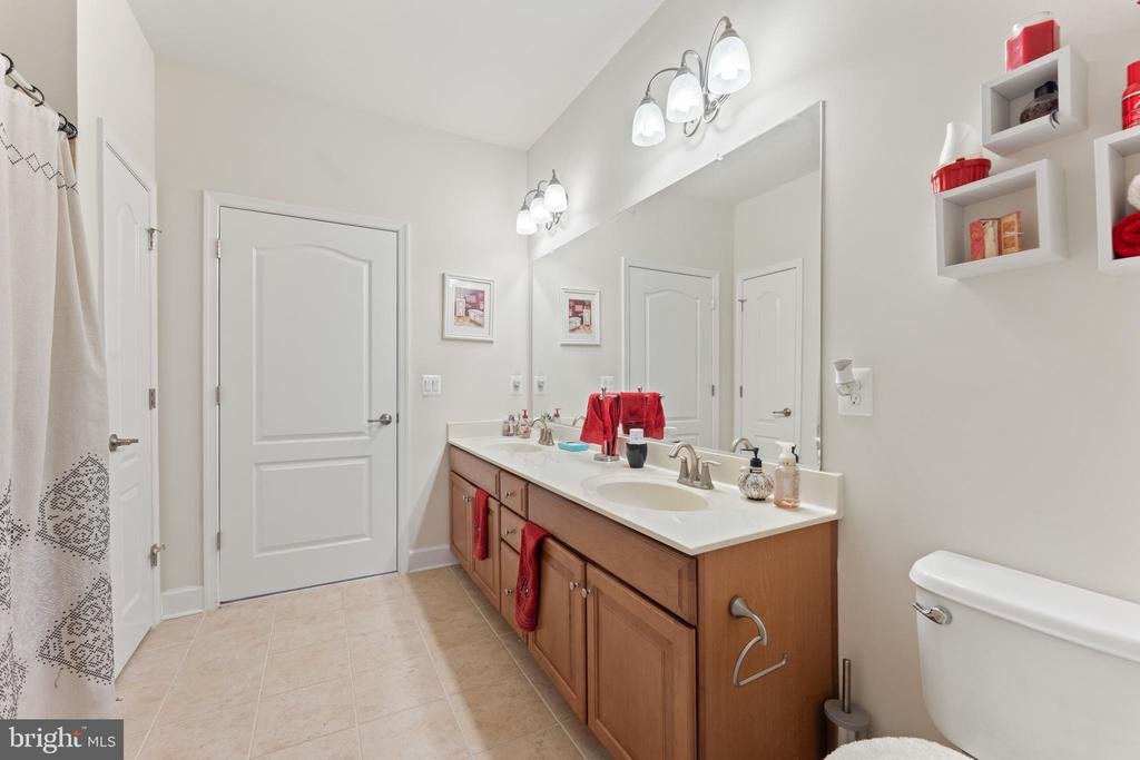 9820 NELSONS CROSSING CT, FREDERICKSBURG, Virginia 22407, ,Residential,9820 NELSONS CROSSING CT,VASP2040934 MLS # VASP2040934