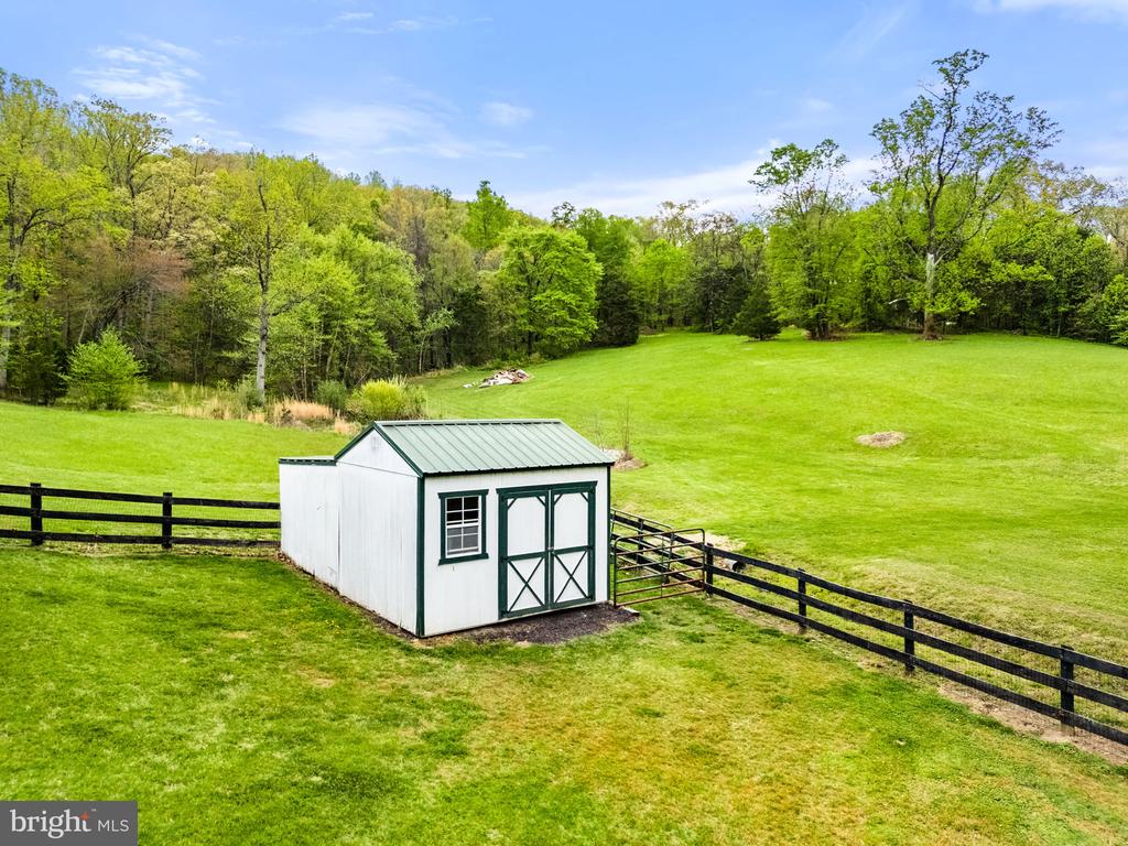 2459 THOROUGHFARE RD, BRIGHTWOOD, Virginia 22715, 3 Bedrooms Bedrooms, ,1 BathroomBathrooms,Residential,2459 THOROUGHFARE RD,VAMA2002674 MLS # VAMA2002674