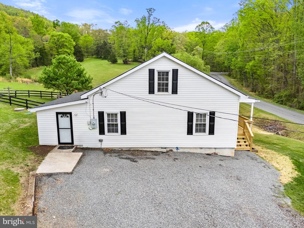 2459 THOROUGHFARE RD, BRIGHTWOOD, Virginia 22715, 3 Bedrooms Bedrooms, ,1 BathroomBathrooms,Residential,2459 THOROUGHFARE RD,VAMA2002674 MLS # VAMA2002674