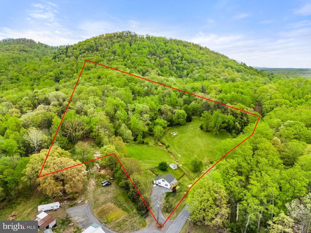 2459 THOROUGHFARE RD, BRIGHTWOOD, Virginia 22715, 3 Bedrooms Bedrooms, ,1 BathroomBathrooms,Residential,2459 THOROUGHFARE RD,VAMA2002674 MLS # VAMA2002674