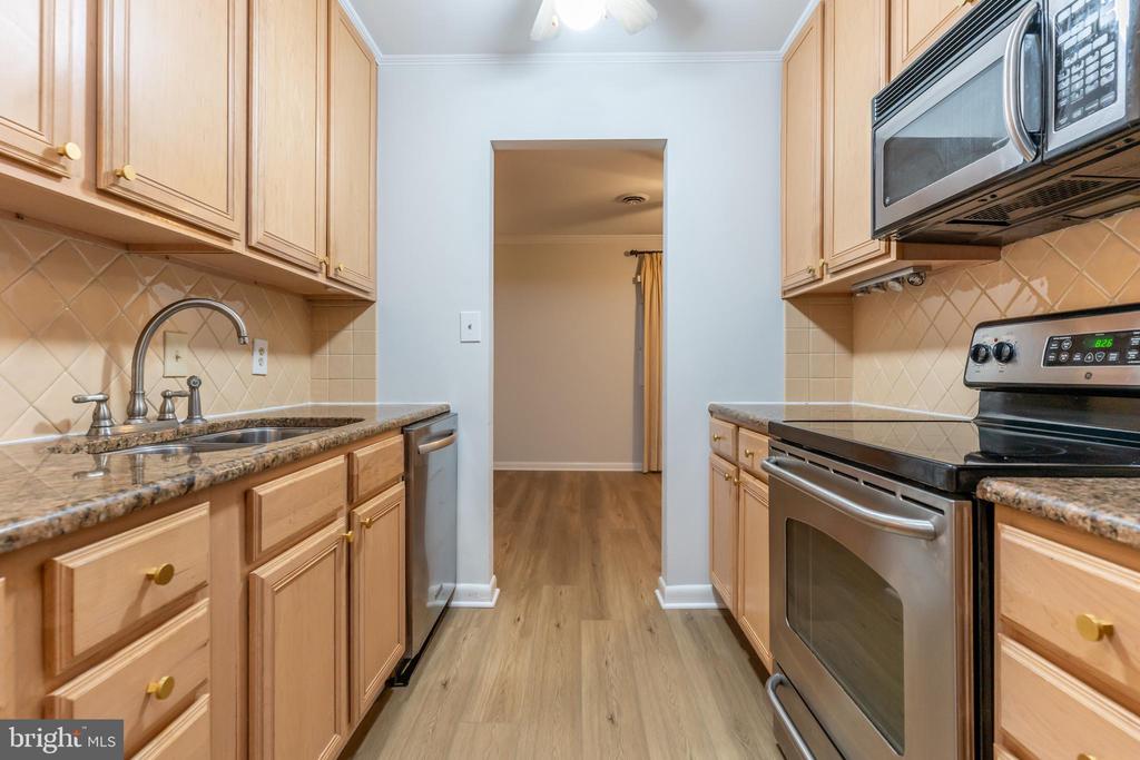 102 MONUMENT RD, LOCUST GROVE, Virginia 22508, 4 Bedrooms Bedrooms, ,2 BathroomsBathrooms,Residential,102 MONUMENT RD,VAOR2013860 MLS # VAOR2013860