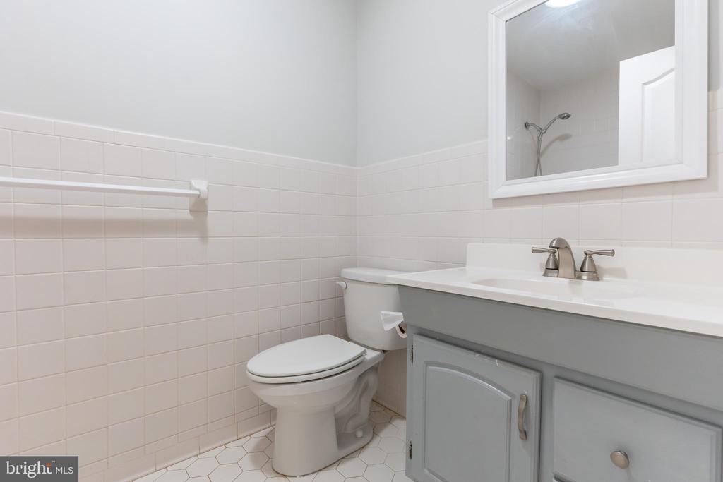 102 MONUMENT RD, LOCUST GROVE, Virginia 22508, 4 Bedrooms Bedrooms, ,2 BathroomsBathrooms,Residential,102 MONUMENT RD,VAOR2013860 MLS # VAOR2013860