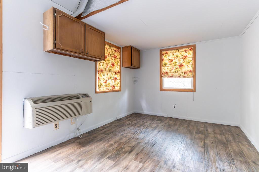 102 MONUMENT RD, LOCUST GROVE, Virginia 22508, 4 Bedrooms Bedrooms, ,2 BathroomsBathrooms,Residential,102 MONUMENT RD,VAOR2013860 MLS # VAOR2013860