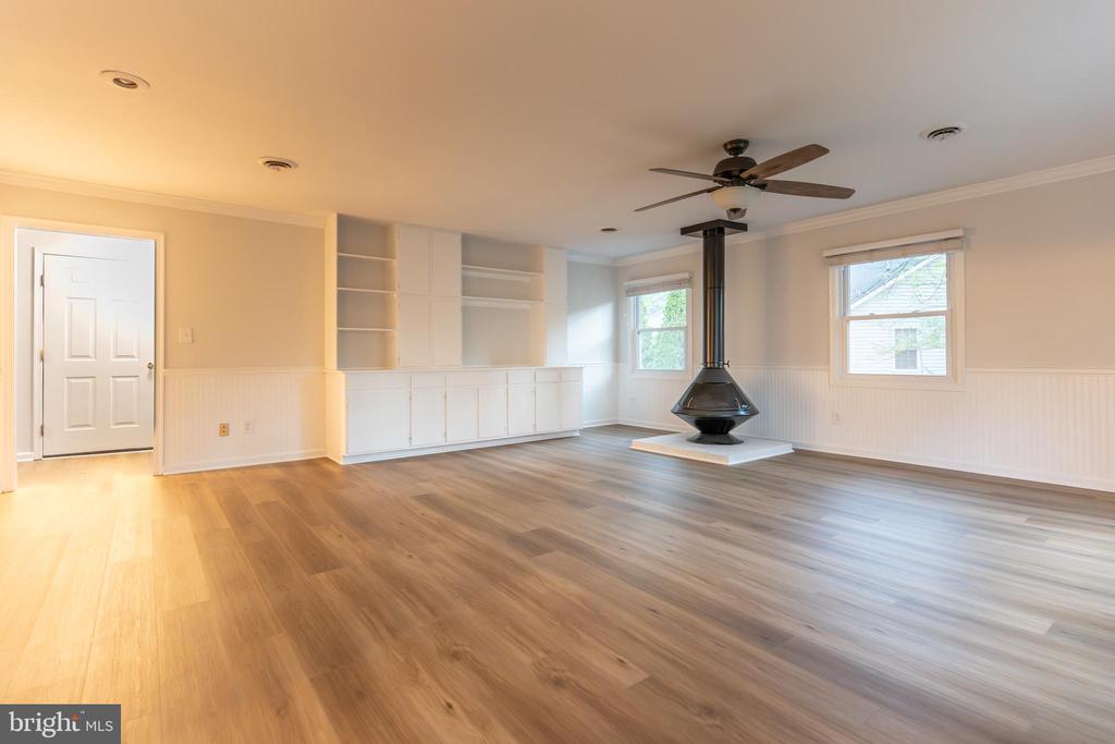 102 MONUMENT RD, LOCUST GROVE, Virginia 22508, 4 Bedrooms Bedrooms, ,2 BathroomsBathrooms,Residential,102 MONUMENT RD,VAOR2013860 MLS # VAOR2013860