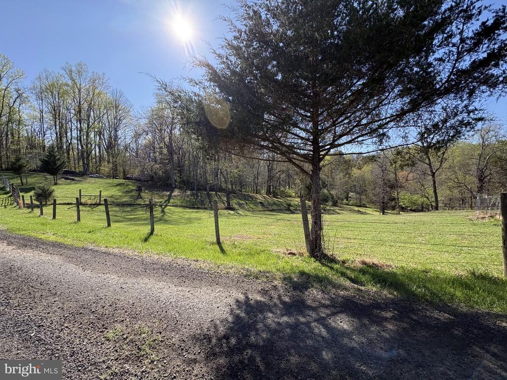 10468 LA GRANT LN, CULPEPER, Virginia 22701, 3 Bedrooms Bedrooms, ,2 BathroomsBathrooms,Residential,10468 LA GRANT LN,VACU2013318 MLS # VACU2013318