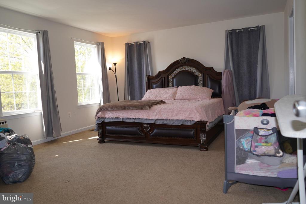 590 HUNTERS, CULPEPER, Virginia 22701, 4 Bedrooms Bedrooms, ,2 BathroomsBathrooms,Residential,590 HUNTERS,VACU2013322 MLS # VACU2013322