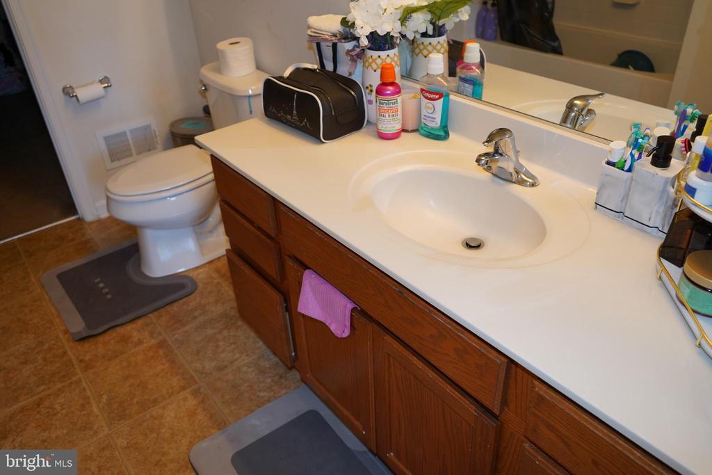 590 HUNTERS, CULPEPER, Virginia 22701, 4 Bedrooms Bedrooms, ,2 BathroomsBathrooms,Residential,590 HUNTERS,VACU2013322 MLS # VACU2013322