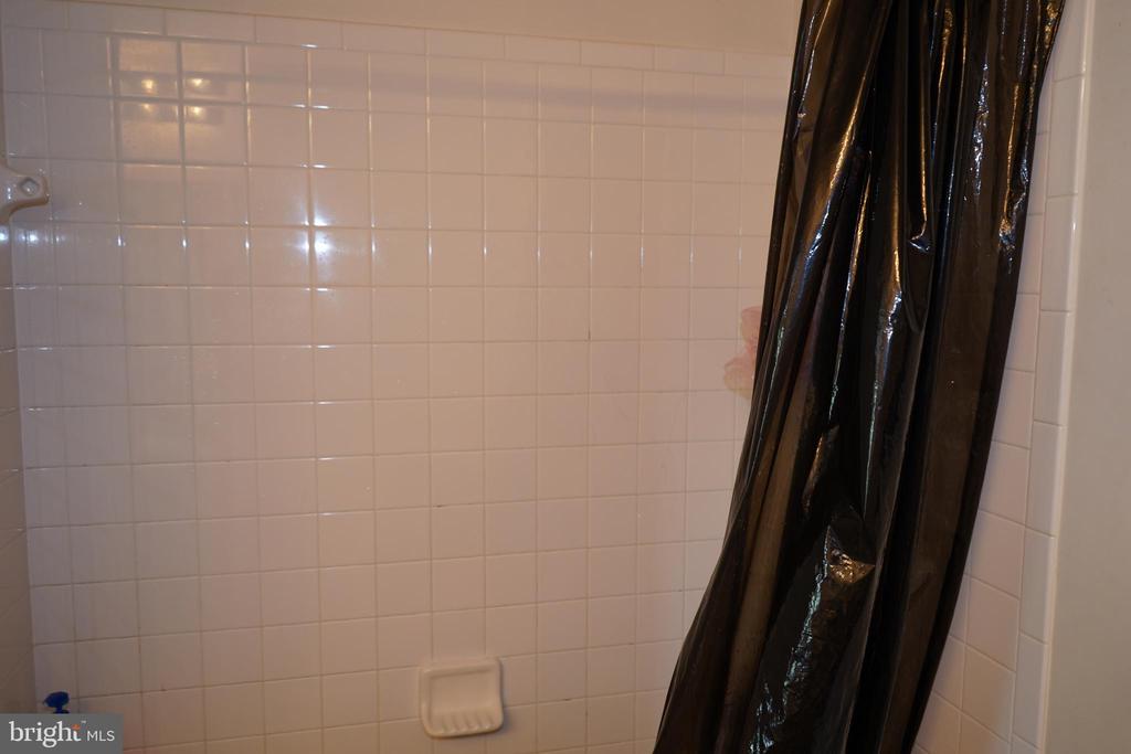 590 HUNTERS, CULPEPER, Virginia 22701, 4 Bedrooms Bedrooms, ,2 BathroomsBathrooms,Residential,590 HUNTERS,VACU2013322 MLS # VACU2013322