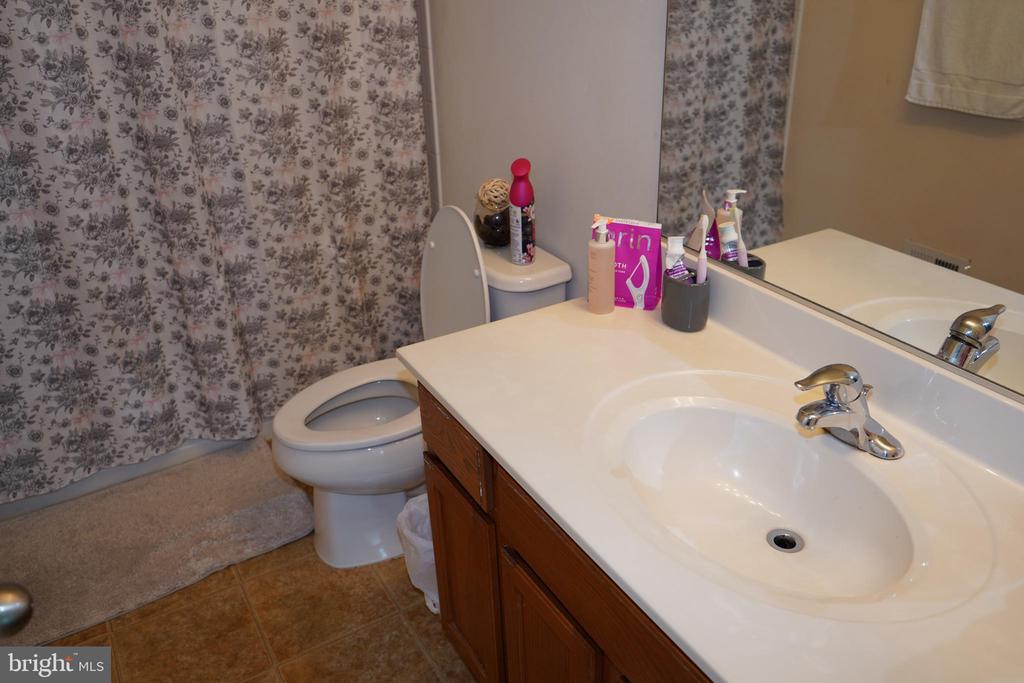 590 HUNTERS, CULPEPER, Virginia 22701, 4 Bedrooms Bedrooms, ,2 BathroomsBathrooms,Residential,590 HUNTERS,VACU2013322 MLS # VACU2013322