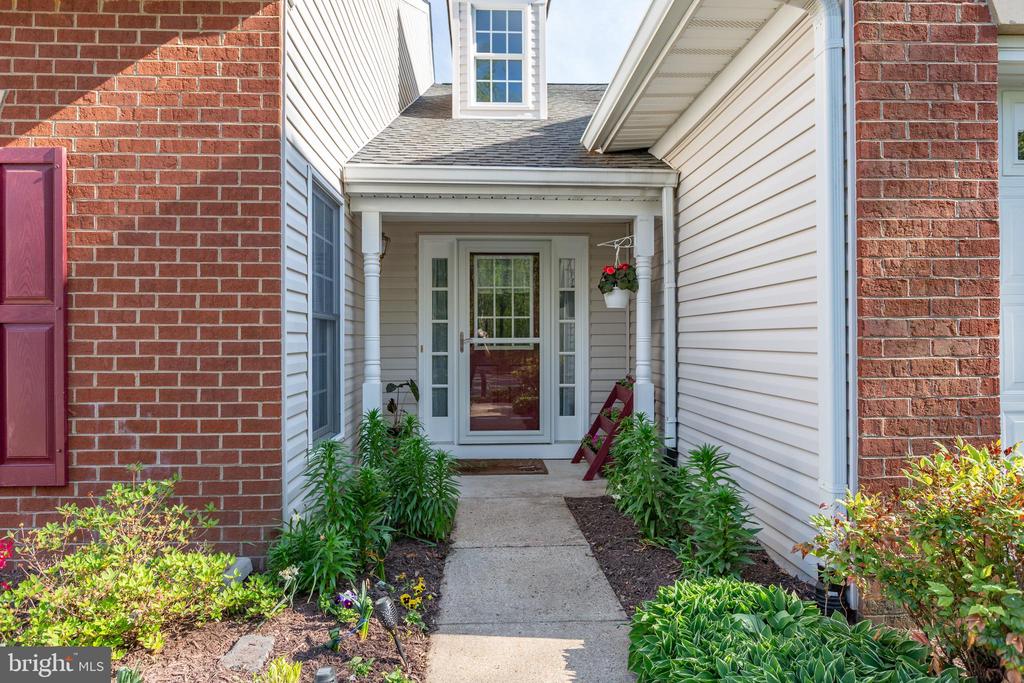 9414 GLASCOW DR, FREDERICKSBURG, Virginia 22408, 2 Bedrooms Bedrooms, ,2 BathroomsBathrooms,Residential,9414 GLASCOW DR,VASP2040654 MLS # VASP2040654