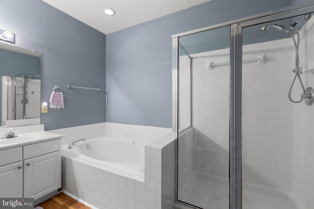 9414 GLASCOW DR, FREDERICKSBURG, Virginia 22408, 2 Bedrooms Bedrooms, ,2 BathroomsBathrooms,Residential,9414 GLASCOW DR,VASP2040654 MLS # VASP2040654