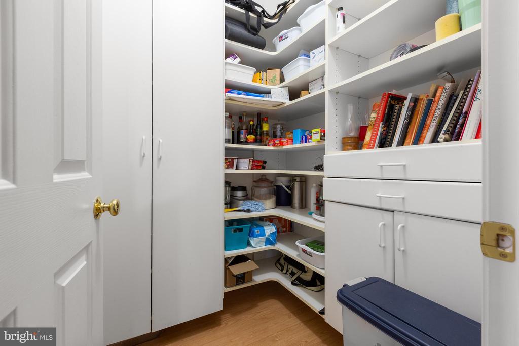 9414 GLASCOW DR, FREDERICKSBURG, Virginia 22408, 2 Bedrooms Bedrooms, ,2 BathroomsBathrooms,Residential,9414 GLASCOW DR,VASP2040654 MLS # VASP2040654