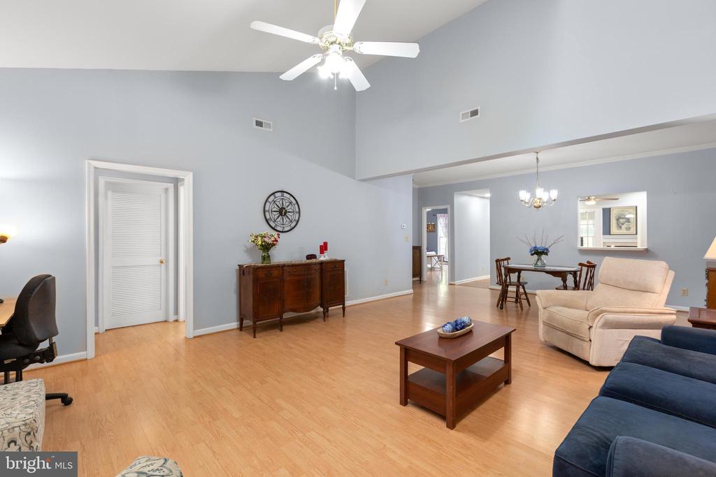 9414 GLASCOW DR, FREDERICKSBURG, Virginia 22408, 2 Bedrooms Bedrooms, ,2 BathroomsBathrooms,Residential,9414 GLASCOW DR,VASP2040654 MLS # VASP2040654