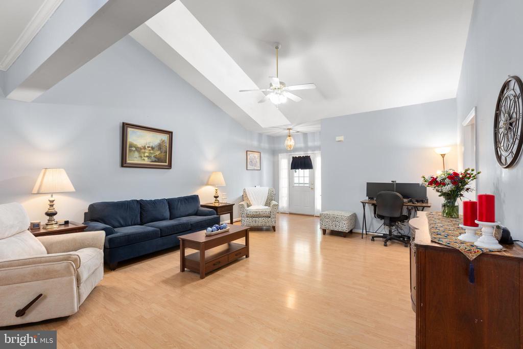 9414 GLASCOW DR, FREDERICKSBURG, Virginia 22408, 2 Bedrooms Bedrooms, ,2 BathroomsBathrooms,Residential,9414 GLASCOW DR,VASP2040654 MLS # VASP2040654