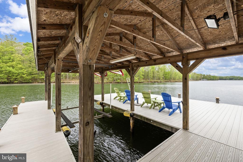 232 RAVEN RD, BUMPASS, Virginia 23024, 4 Bedrooms Bedrooms, ,3 BathroomsBathrooms,Residential,232 RAVEN RD,VALA2009468 MLS # VALA2009468