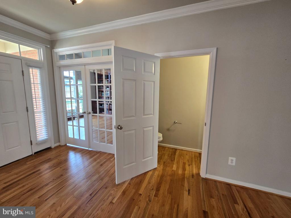 5104 SEWELLS POINTE DR, FREDERICKSBURG, Virginia 22407, 5 Bedrooms Bedrooms, ,4 BathroomsBathrooms,Residential,5104 SEWELLS POINTE DR,VASP2041002 MLS # VASP2041002