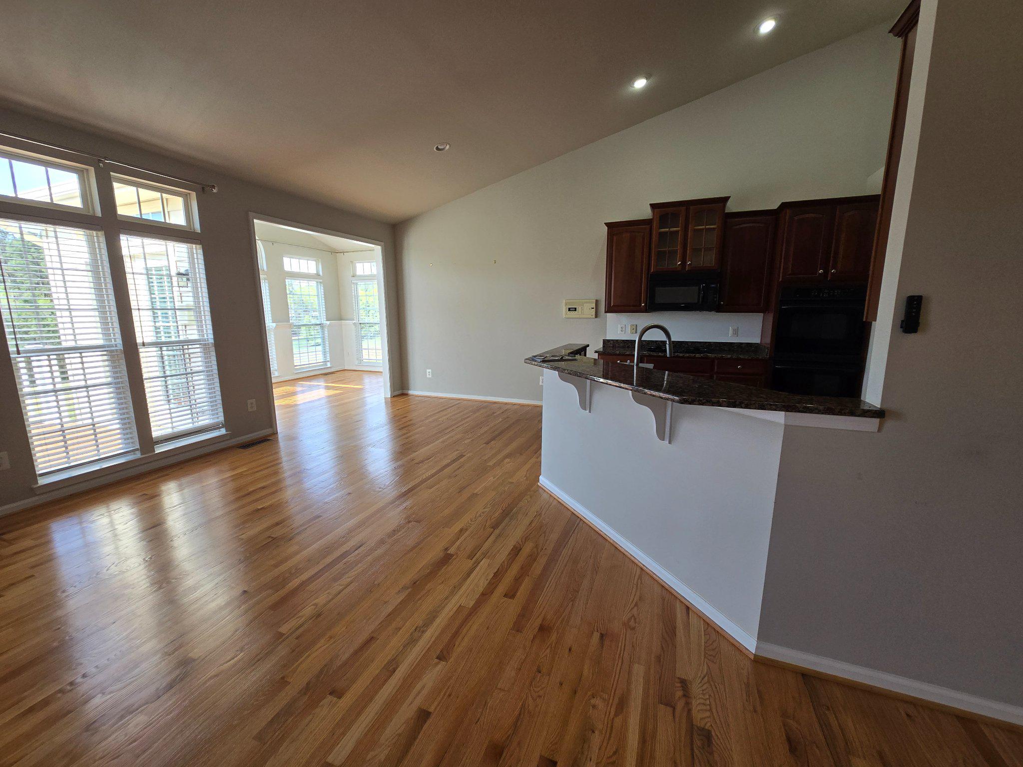 5104 SEWELLS POINTE DR, FREDERICKSBURG, Virginia 22407, 5 Bedrooms Bedrooms, ,4 BathroomsBathrooms,Residential,5104 SEWELLS POINTE DR,VASP2041002 MLS # VASP2041002