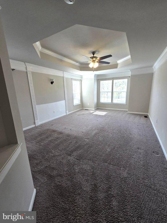 5104 SEWELLS POINTE DR, FREDERICKSBURG, Virginia 22407, 5 Bedrooms Bedrooms, ,4 BathroomsBathrooms,Residential,5104 SEWELLS POINTE DR,VASP2041002 MLS # VASP2041002