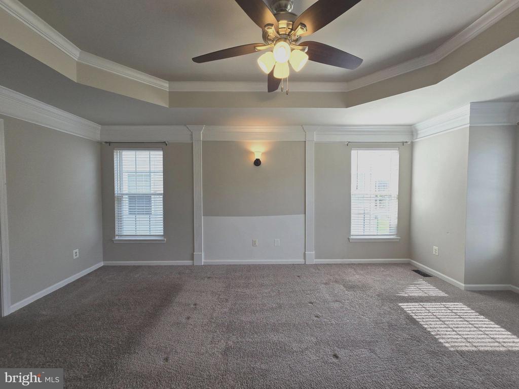 5104 SEWELLS POINTE DR, FREDERICKSBURG, Virginia 22407, 5 Bedrooms Bedrooms, ,4 BathroomsBathrooms,Residential,5104 SEWELLS POINTE DR,VASP2041002 MLS # VASP2041002